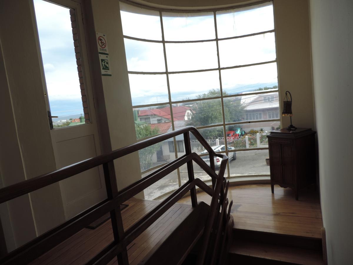 Hostal Oro Fueguino Punta Arenas Exterior foto