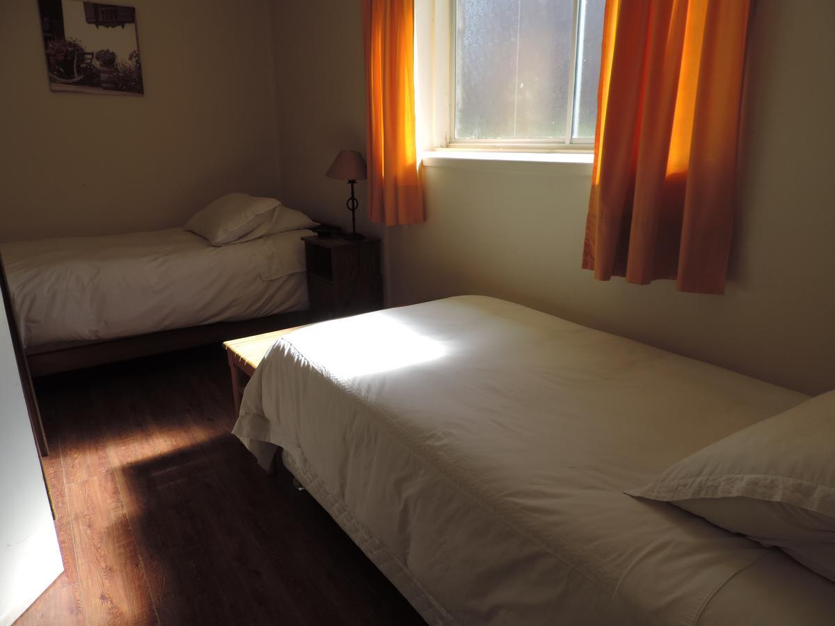 Hostal Oro Fueguino Punta Arenas Exterior foto