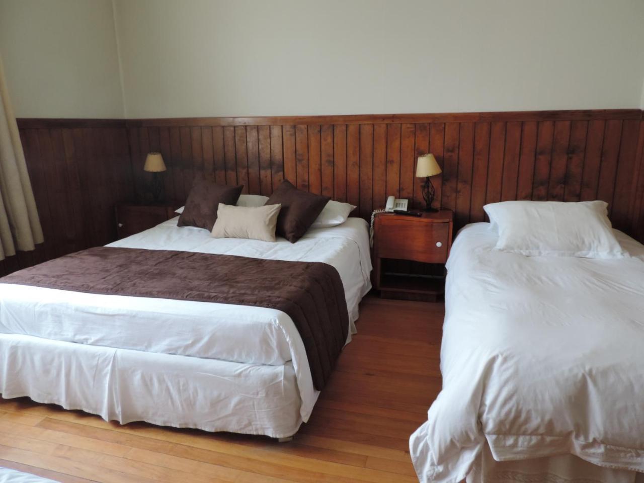 Hostal Oro Fueguino Punta Arenas Exterior foto